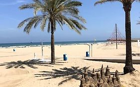 Lovely Family Apartment 2 Min. From The Beach